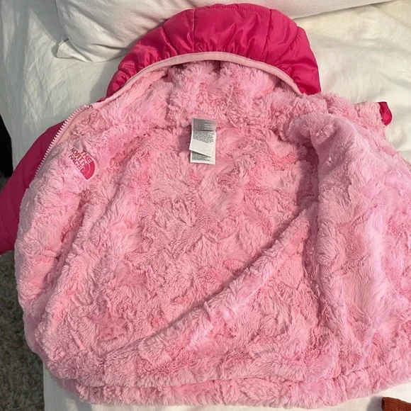 The North Face Infant Pink Puffer Coat - Picture 4 of 4